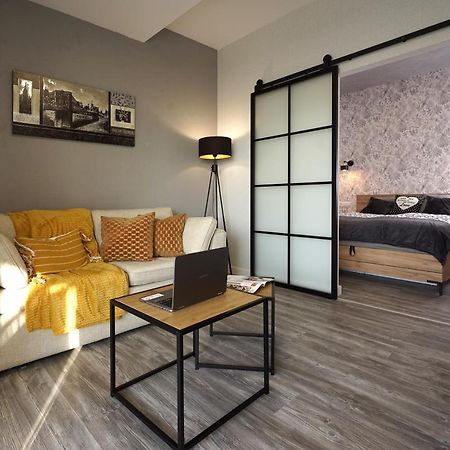 נובי סאוז' Apartament Przy Plantach מראה חיצוני תמונה